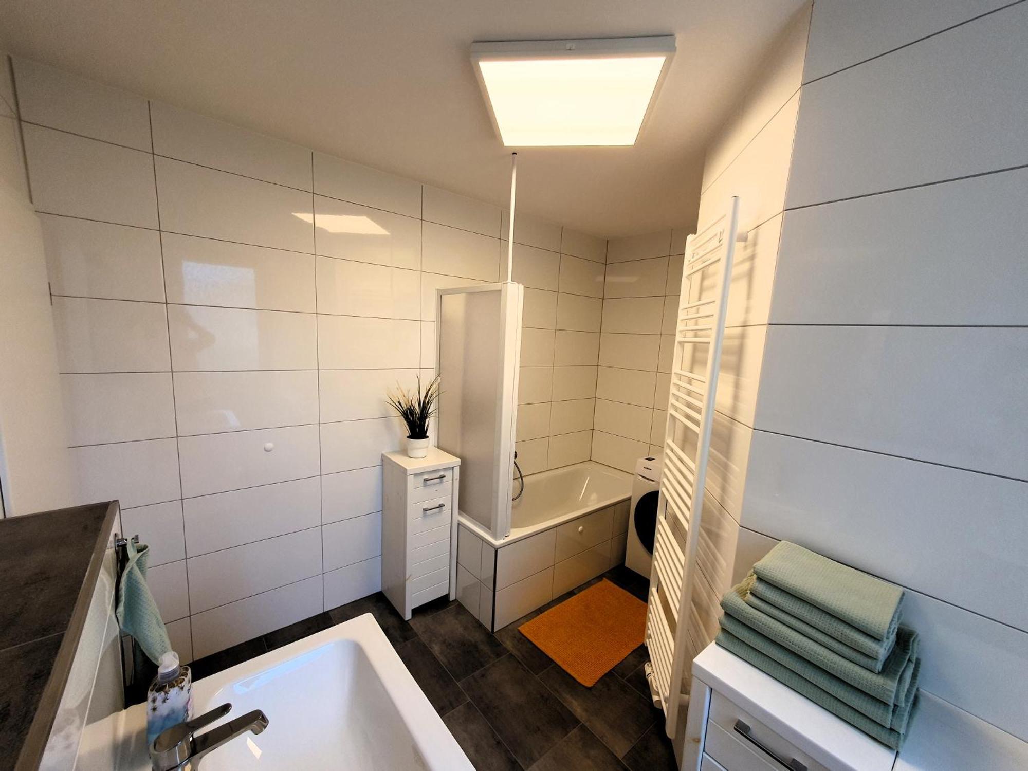 Radfreundliches Wohlfuehl-Apartment Mit Terrasse Und Parkplatz - Fewo Woody Шверин Екстериор снимка